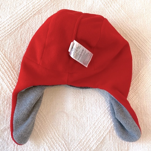 GAP Shark Hat Kids S/M in Grey Fleece Outer & Red Inner with Ear Flaps - Picture 4 of 8